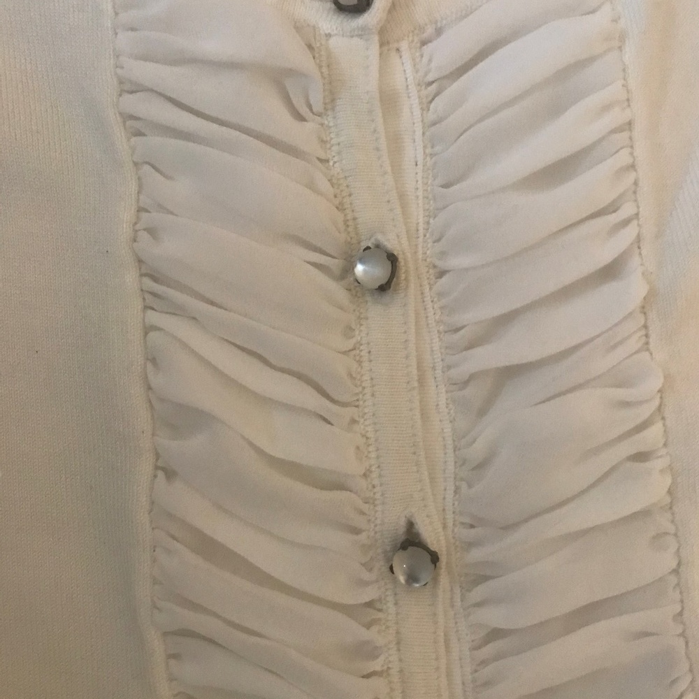 Beautiful Buttons - Picture 2 of 2